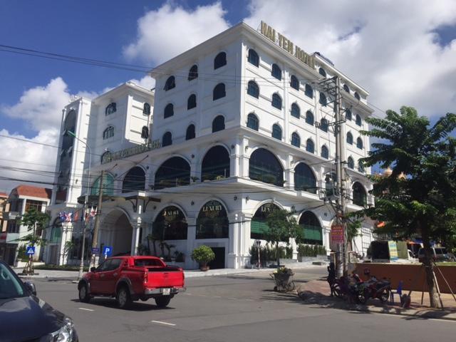 Hai Yen Luxury Hotel Cam Pha Exterior foto